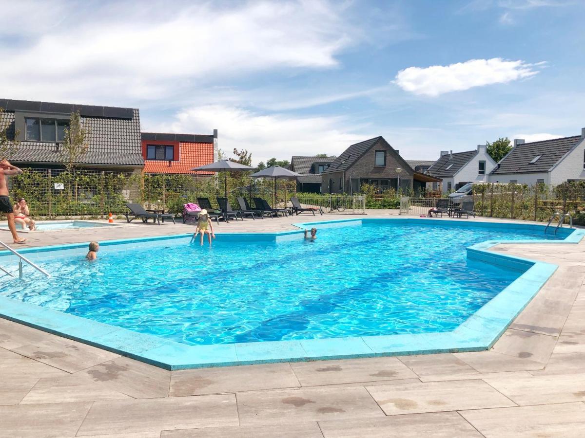 Chalet 579 Op Recreatiepark De Wielen Sint Maarten Luaran gambar